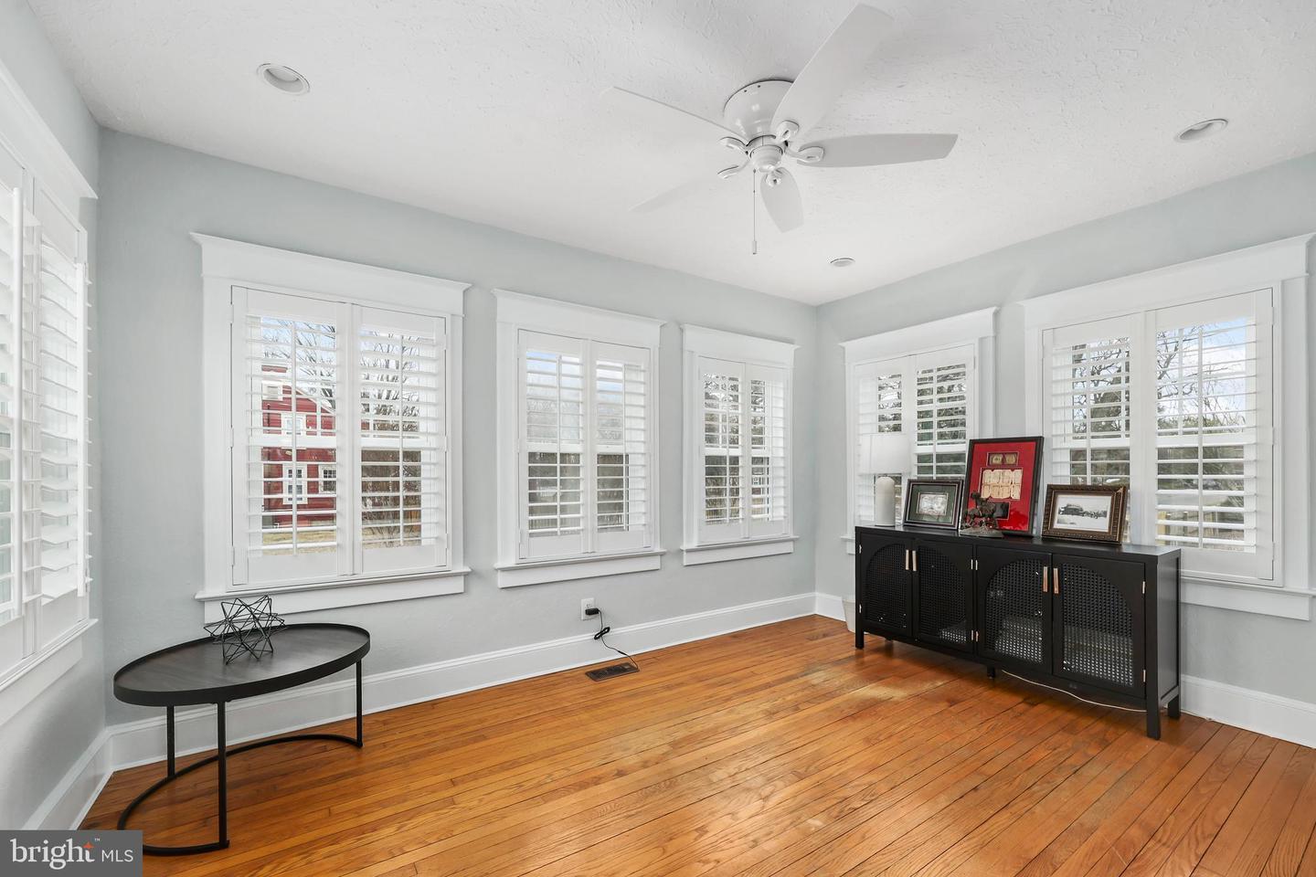 9016 GRANT AVE, MANASSAS, Virginia 20110, 4 Bedrooms Bedrooms, ,4 BathroomsBathrooms,Residential,For sale,9016 GRANT AVE,VAMN2010266 MLS # VAMN2010266