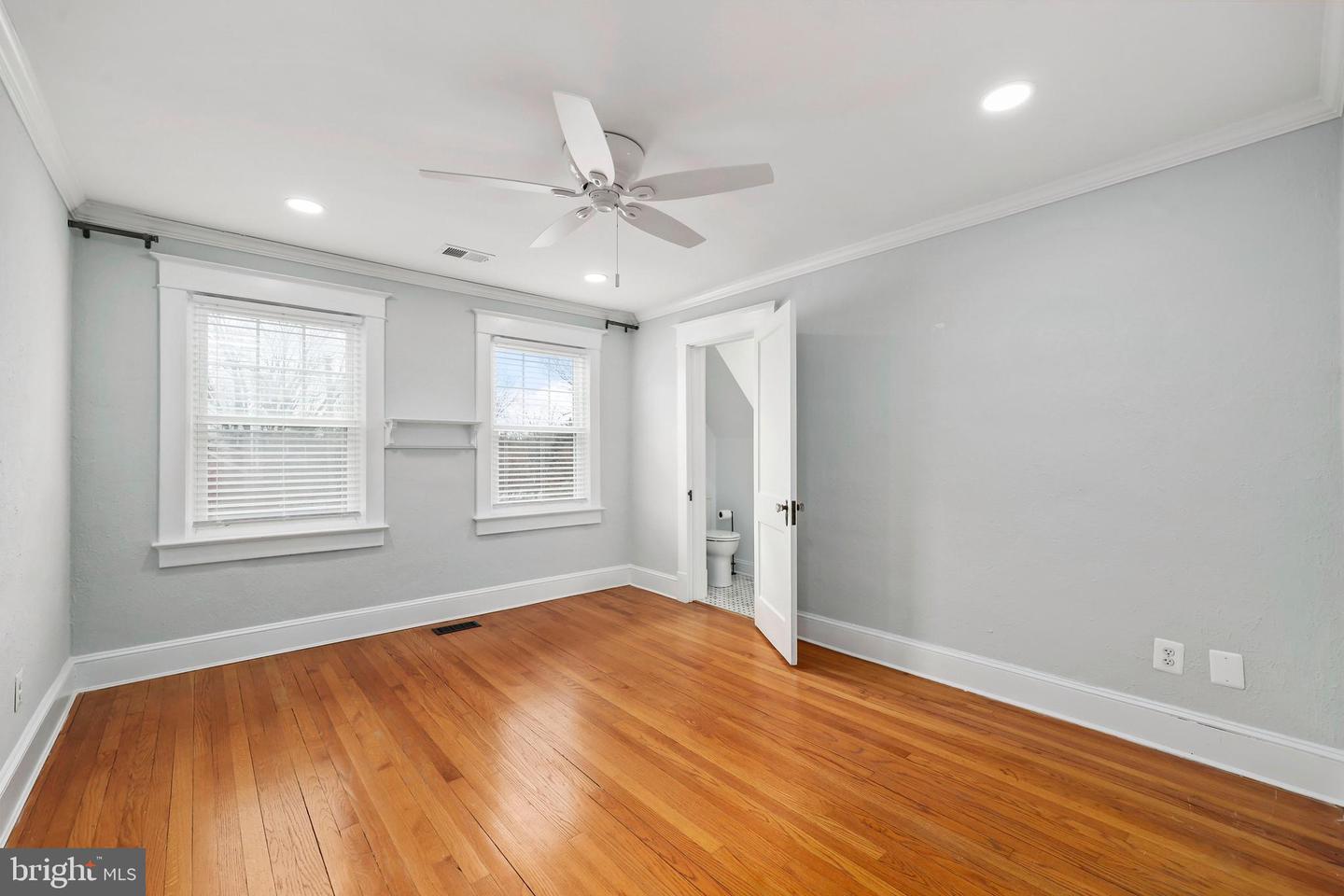 9016 GRANT AVE, MANASSAS, Virginia 20110, 4 Bedrooms Bedrooms, ,4 BathroomsBathrooms,Residential,For sale,9016 GRANT AVE,VAMN2010266 MLS # VAMN2010266