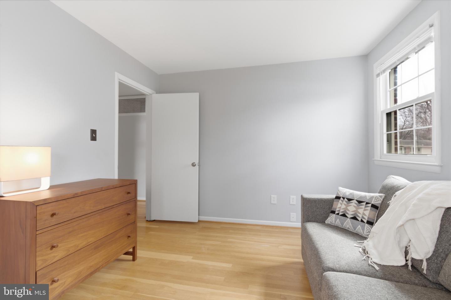 2410 DREXEL ST, VIENNA, Virginia 22180, 4 Bedrooms Bedrooms, 13 Rooms Rooms,3 BathroomsBathrooms,Residential,For sale,2410 DREXEL ST,VAFX2291286 MLS # VAFX2291286