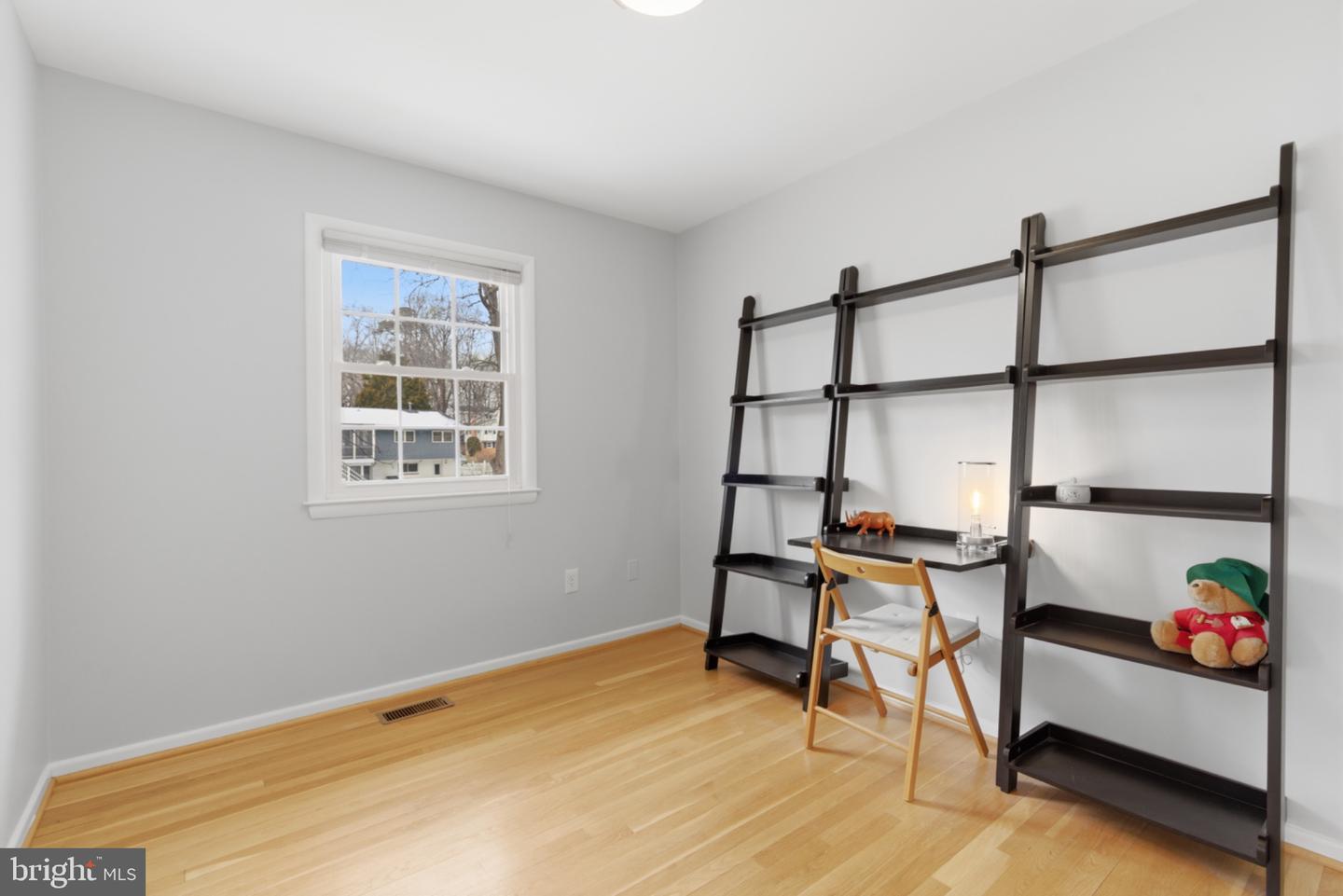 2410 DREXEL ST, VIENNA, Virginia 22180, 4 Bedrooms Bedrooms, 13 Rooms Rooms,3 BathroomsBathrooms,Residential,For sale,2410 DREXEL ST,VAFX2291286 MLS # VAFX2291286