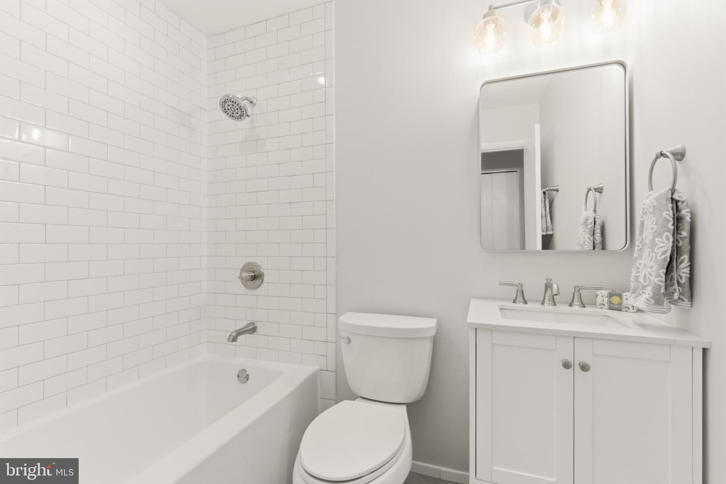 2410 DREXEL ST, VIENNA, Virginia 22180, 4 Bedrooms Bedrooms, 13 Rooms Rooms,3 BathroomsBathrooms,Residential,For sale,2410 DREXEL ST,VAFX2291286 MLS # VAFX2291286