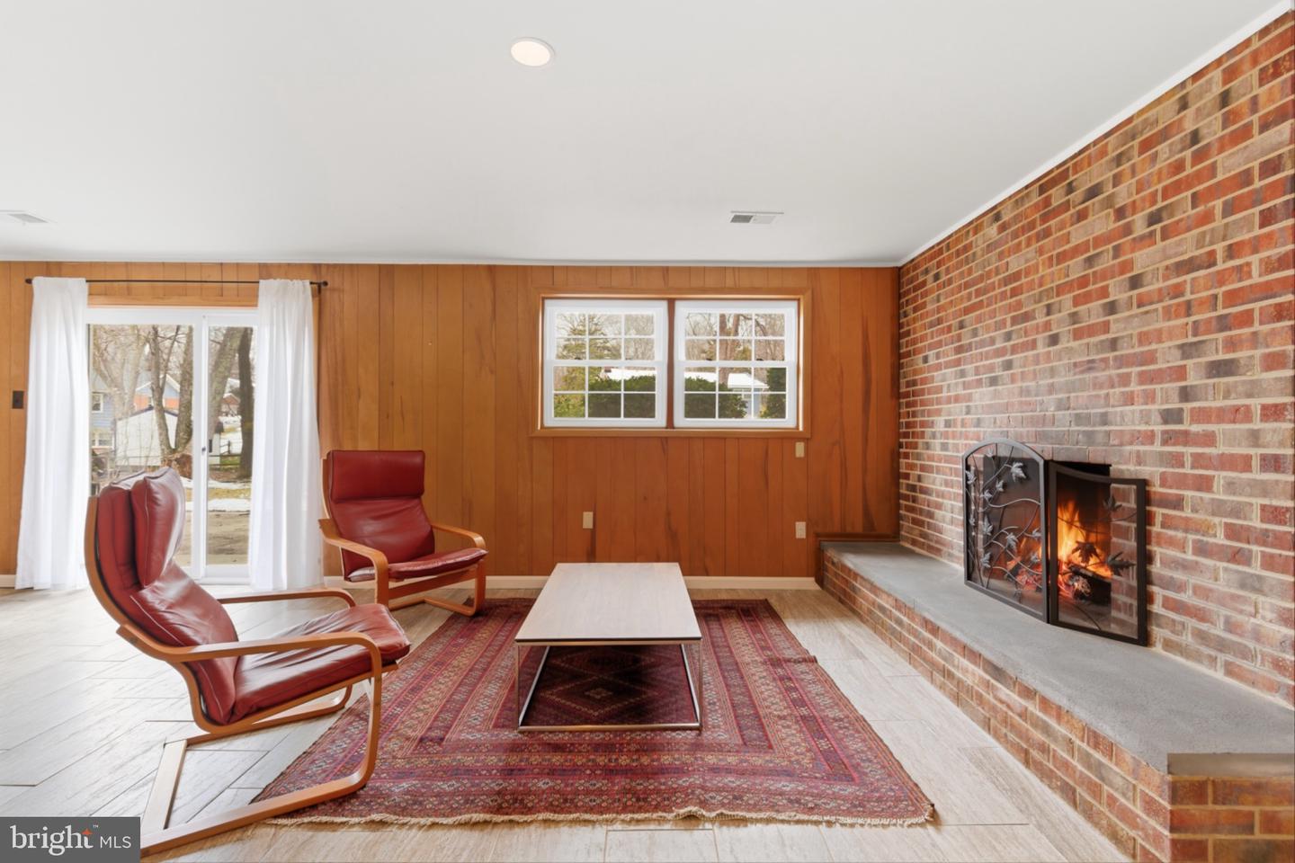 2410 DREXEL ST, VIENNA, Virginia 22180, 4 Bedrooms Bedrooms, 13 Rooms Rooms,3 BathroomsBathrooms,Residential,For sale,2410 DREXEL ST,VAFX2291286 MLS # VAFX2291286