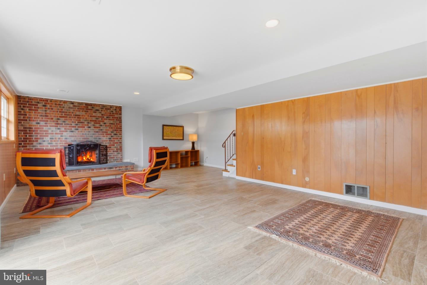 2410 DREXEL ST, VIENNA, Virginia 22180, 4 Bedrooms Bedrooms, 13 Rooms Rooms,3 BathroomsBathrooms,Residential,For sale,2410 DREXEL ST,VAFX2291286 MLS # VAFX2291286