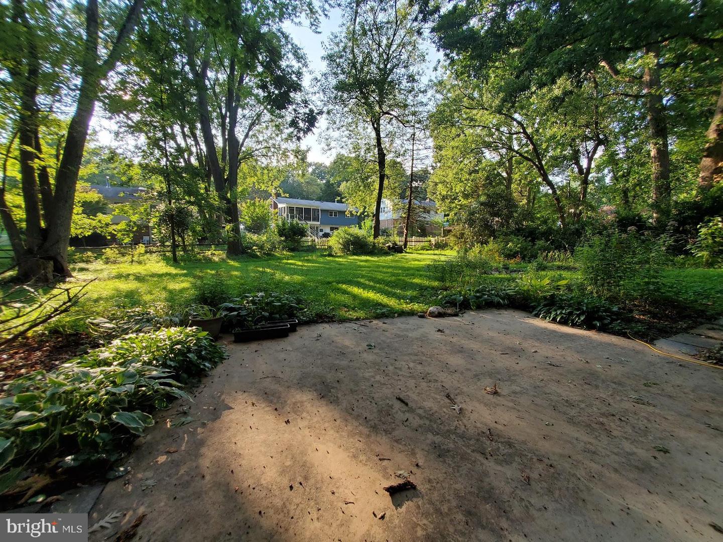 2410 DREXEL ST, VIENNA, Virginia 22180, 4 Bedrooms Bedrooms, 13 Rooms Rooms,3 BathroomsBathrooms,Residential,For sale,2410 DREXEL ST,VAFX2291286 MLS # VAFX2291286