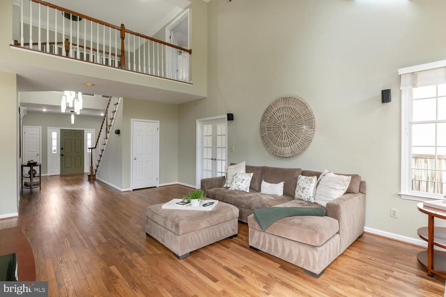 3515 BROADRUN DR, FAIRFAX, Virginia 22033, 5 Bedrooms Bedrooms, ,4 BathroomsBathrooms,Residential,For sale,3515 BROADRUN DR,VAFX2291302 MLS # VAFX2291302