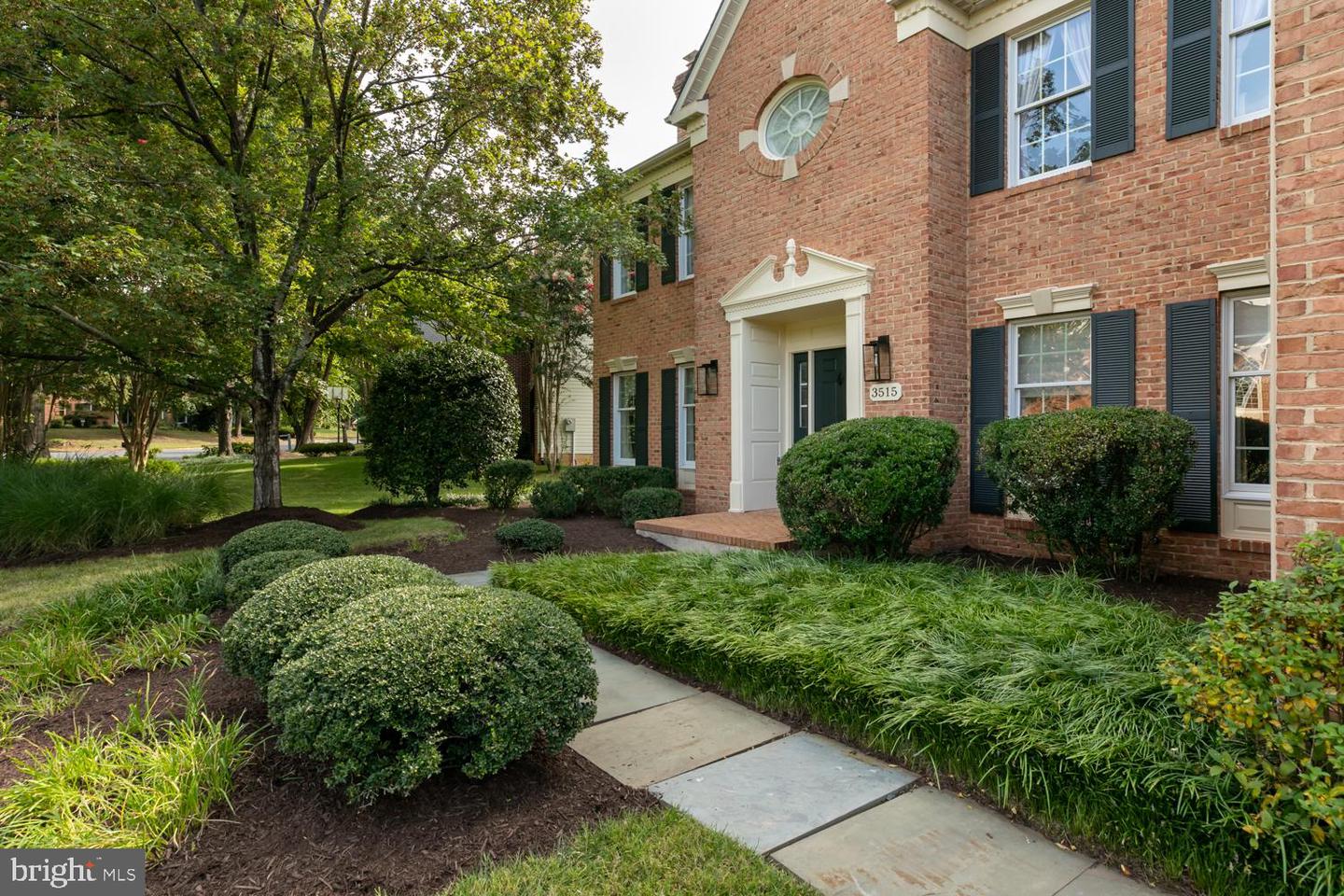 3515 BROADRUN DR, FAIRFAX, Virginia 22033, 5 Bedrooms Bedrooms, ,4 BathroomsBathrooms,Residential,For sale,3515 BROADRUN DR,VAFX2291302 MLS # VAFX2291302