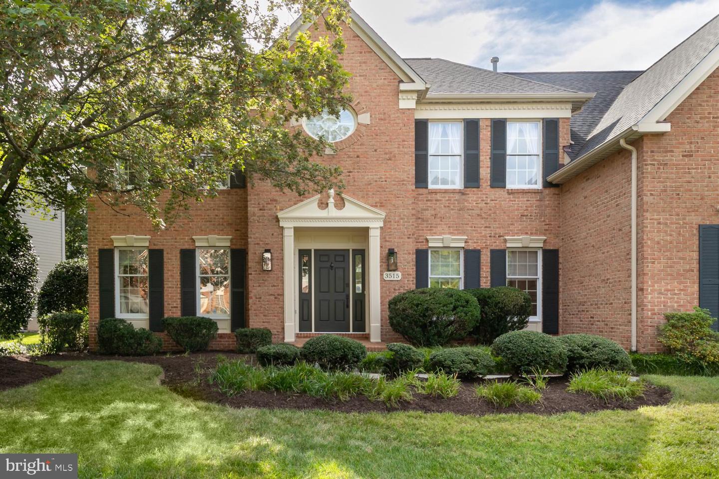 3515 BROADRUN DR, FAIRFAX, Virginia 22033, 5 Bedrooms Bedrooms, ,4 BathroomsBathrooms,Residential,For sale,3515 BROADRUN DR,VAFX2291302 MLS # VAFX2291302