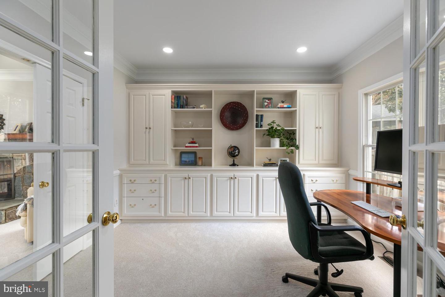 3515 BROADRUN DR, FAIRFAX, Virginia 22033, 5 Bedrooms Bedrooms, ,4 BathroomsBathrooms,Residential,For sale,3515 BROADRUN DR,VAFX2291302 MLS # VAFX2291302