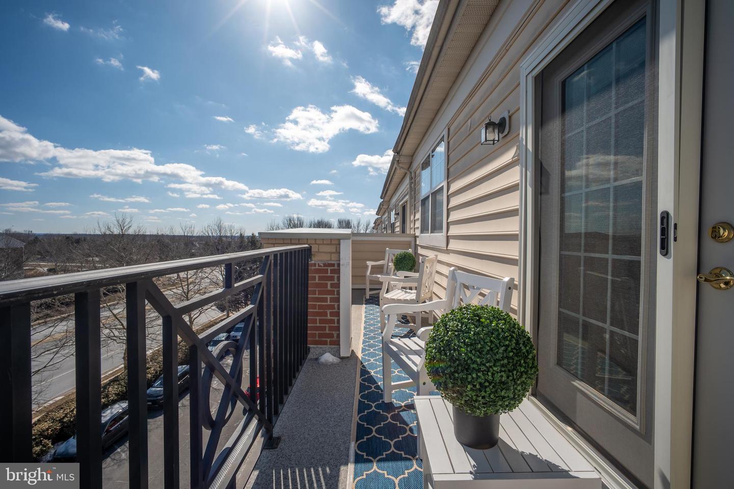 22741 SETTLERS TRAIL, BRAMBLETON, Virginia 20148, 3 Bedrooms Bedrooms, 7 Rooms Rooms,2 BathroomsBathrooms,Residential,For sale,22741 SETTLERS TRAIL,VALO2116012 MLS # VALO2116012