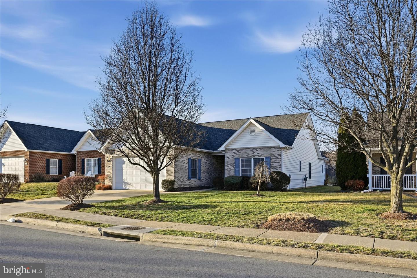 104 SARVIS CT, STEPHENS CITY, Virginia 22655, 3 Bedrooms Bedrooms, 9 Rooms Rooms,2 BathroomsBathrooms,Residential,For sale,104 SARVIS CT,VAFV2039612 MLS # VAFV2039612