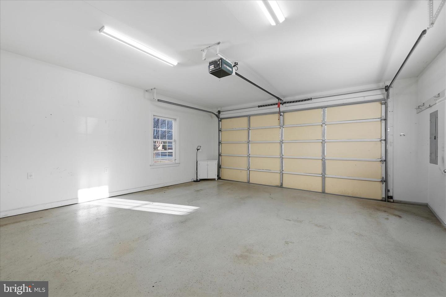 104 SARVIS CT, STEPHENS CITY, Virginia 22655, 3 Bedrooms Bedrooms, 9 Rooms Rooms,2 BathroomsBathrooms,Residential,For sale,104 SARVIS CT,VAFV2039612 MLS # VAFV2039612