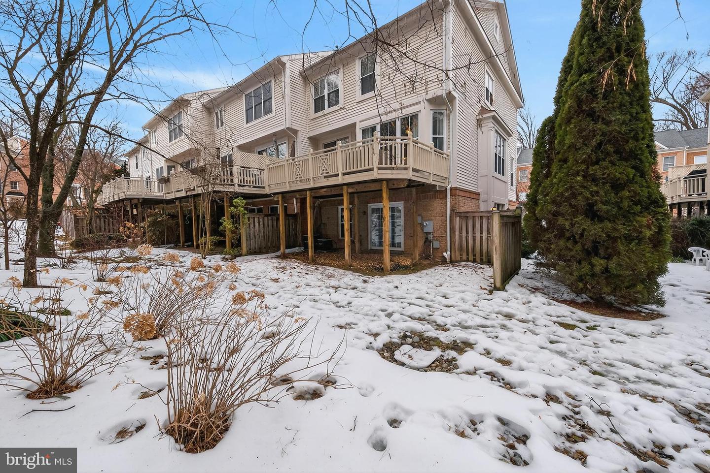 11503 WATERHAVEN CT, RESTON, Virginia 20190, 3 Bedrooms Bedrooms, ,3 BathroomsBathrooms,Residential,For sale,11503 WATERHAVEN CT,VAFX2291480 MLS # VAFX2291480