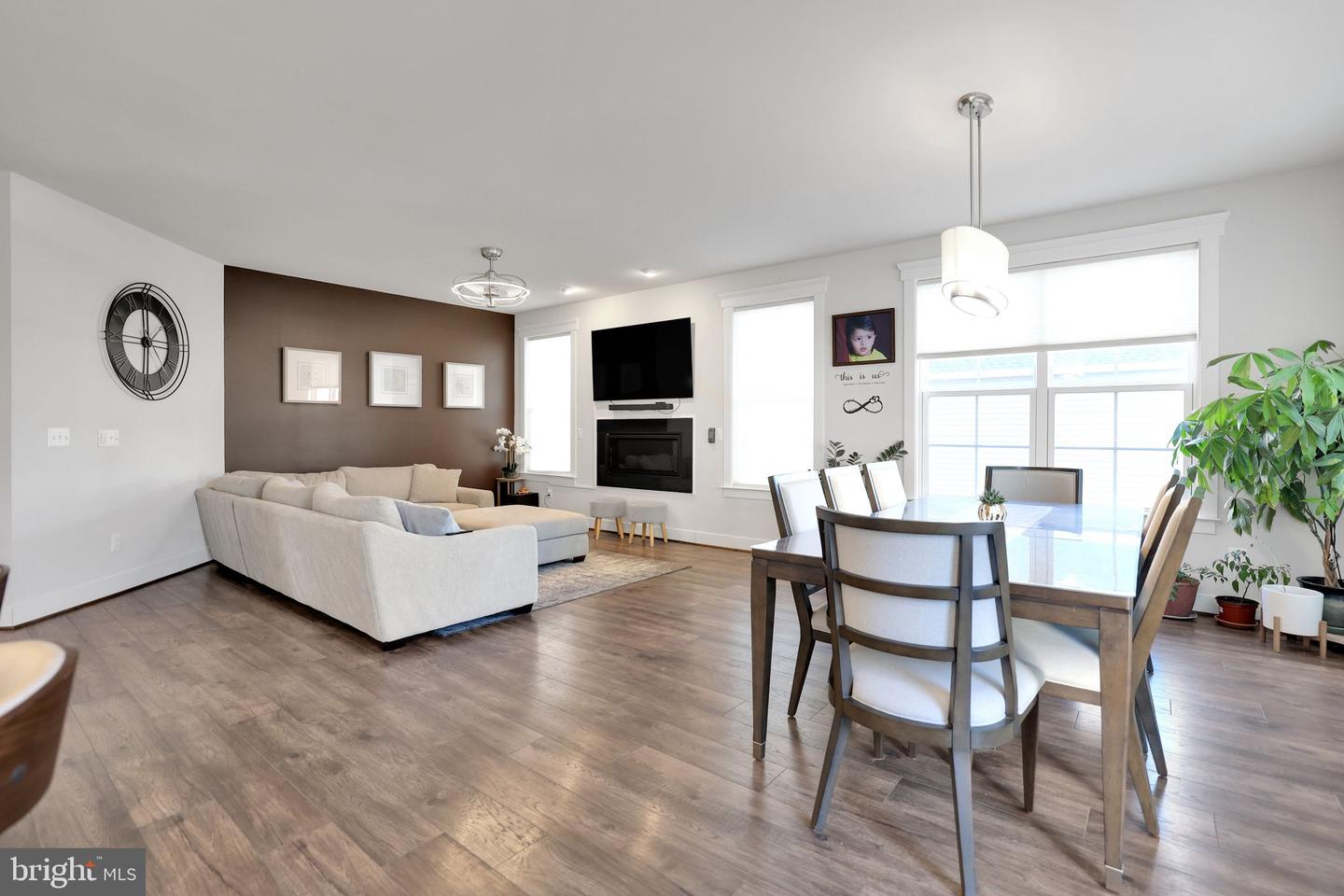 17904 RIDGEWOOD PL, ROUND HILL, Virginia 20141, 4 Bedrooms Bedrooms, ,4 BathroomsBathrooms,Residential,For sale,17904 RIDGEWOOD PL,VALO2116104 MLS # VALO2116104 17904 RIDGEWOOD PL, ROUND HILL, Virginia 20141, 4 Bedrooms Bedrooms, ,4 BathroomsBathrooms,Residential,For sale,17904 RIDGEWOOD PL,VALO2116104 MLS # VALO2116104