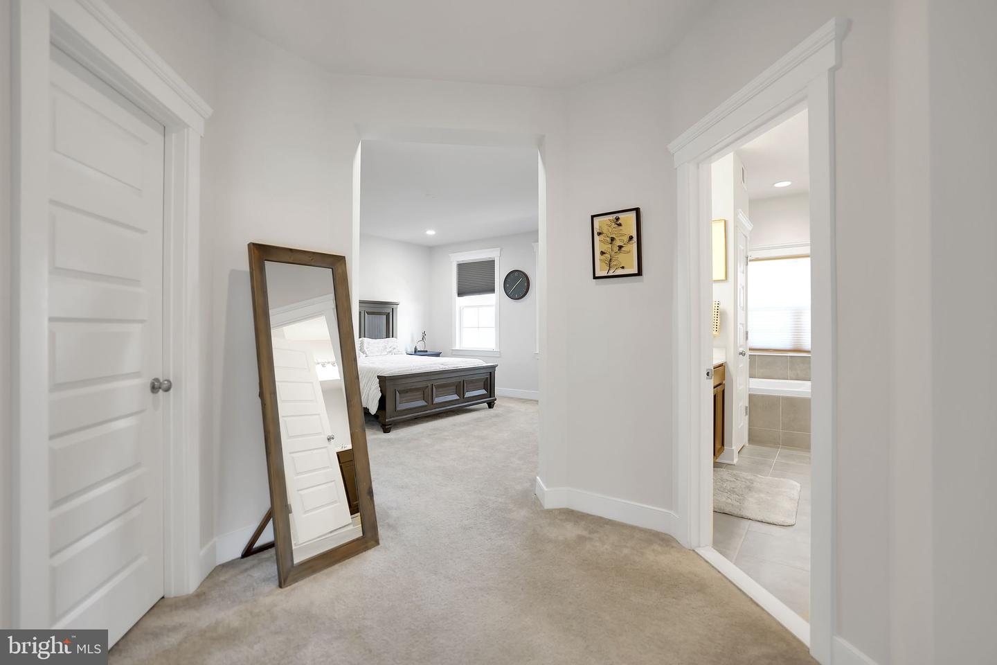 17904 RIDGEWOOD PL, ROUND HILL, Virginia 20141, 4 Bedrooms Bedrooms, ,4 BathroomsBathrooms,Residential,For sale,17904 RIDGEWOOD PL,VALO2116104 MLS # VALO2116104 17904 RIDGEWOOD PL, ROUND HILL, Virginia 20141, 4 Bedrooms Bedrooms, ,4 BathroomsBathrooms,Residential,For sale,17904 RIDGEWOOD PL,VALO2116104 MLS # VALO2116104