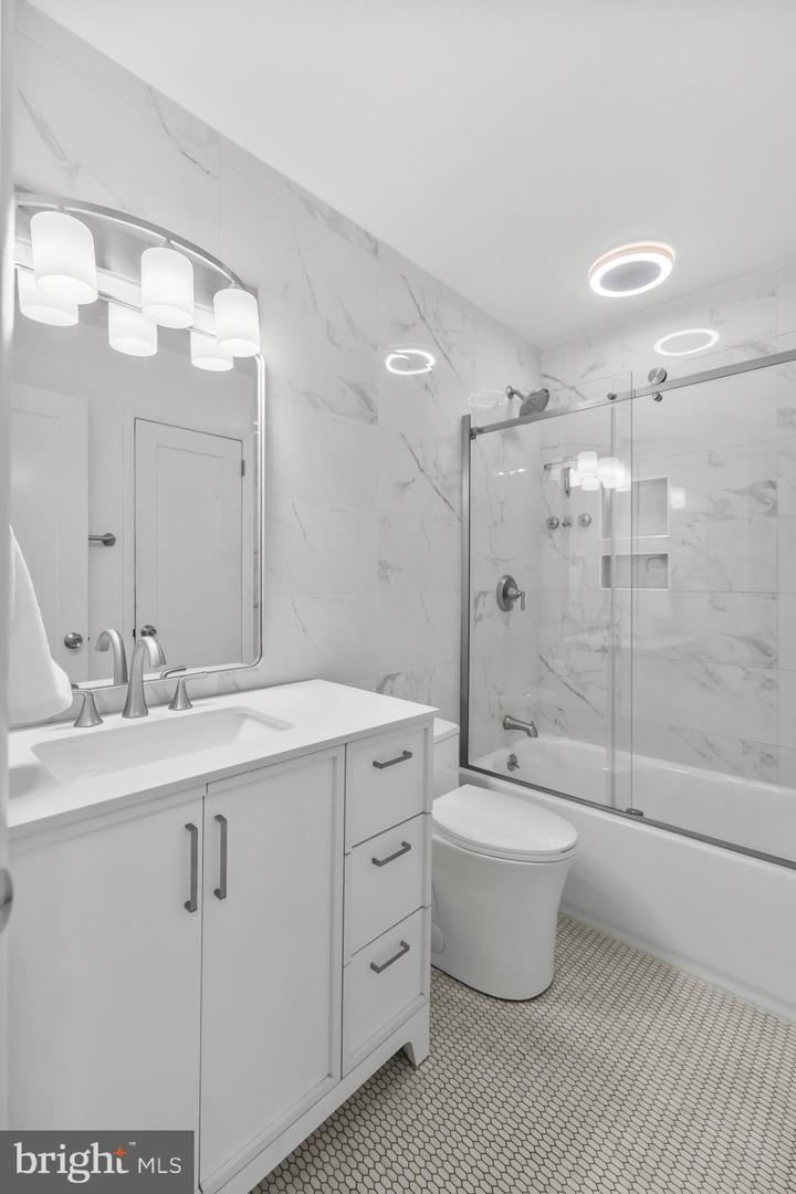 2320 EMERALD HEIGHTS CT, RESTON, Virginia 20191, 3 Bedrooms Bedrooms, ,1 BathroomBathrooms,Residential,For sale,2320 EMERALD HEIGHTS CT,VAFX2291512 MLS # VAFX2291512