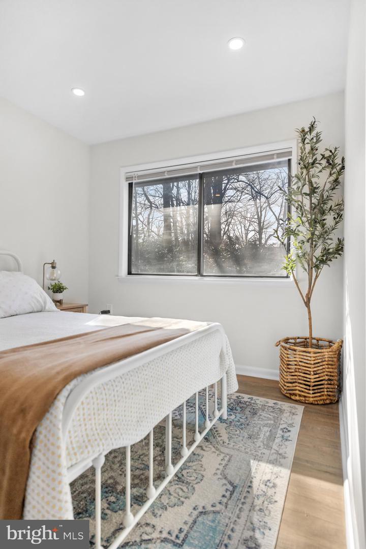 2320 EMERALD HEIGHTS CT, RESTON, Virginia 20191, 3 Bedrooms Bedrooms, ,1 BathroomBathrooms,Residential,For sale,2320 EMERALD HEIGHTS CT,VAFX2291512 MLS # VAFX2291512