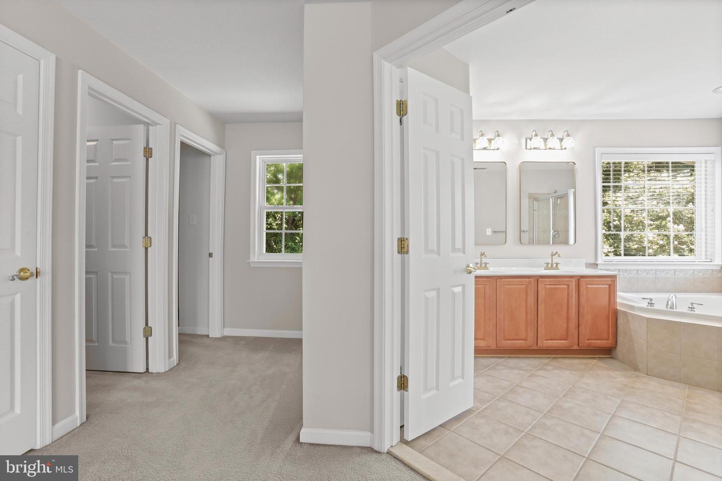 10 GARNER DR, FREDERICKSBURG, Virginia 22405, 5 Bedrooms Bedrooms, ,3 BathroomsBathrooms,Residential,For sale,10 GARNER DR,VAST2046238 MLS # VAST2046238