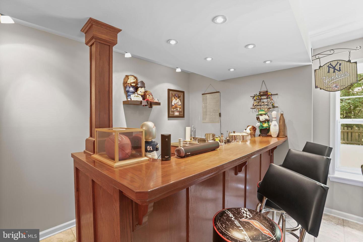 10 GARNER DR, FREDERICKSBURG, Virginia 22405, 5 Bedrooms Bedrooms, ,3 BathroomsBathrooms,Residential,For sale,10 GARNER DR,VAST2046238 MLS # VAST2046238