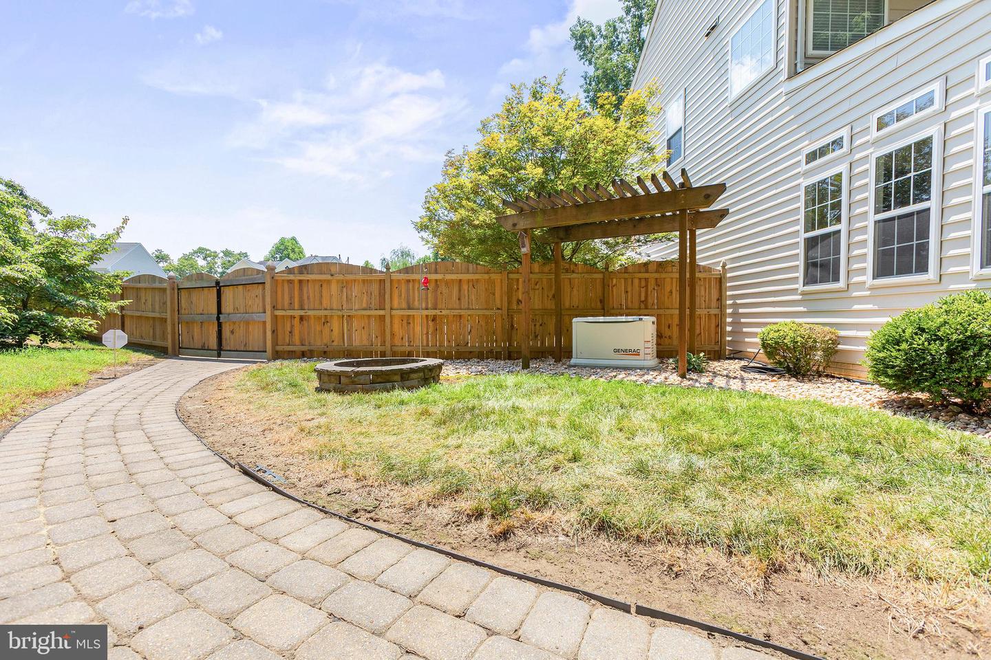 10 GARNER DR, FREDERICKSBURG, Virginia 22405, 5 Bedrooms Bedrooms, ,3 BathroomsBathrooms,Residential,For sale,10 GARNER DR,VAST2046238 MLS # VAST2046238