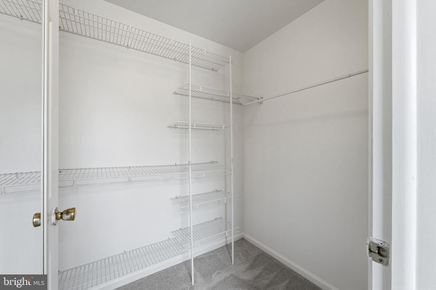 14315 UNIFORM DR, CENTREVILLE, Virginia 20121, 3 Bedrooms Bedrooms, 7 Rooms Rooms,3 BathroomsBathrooms,Residential,For sale,14315 UNIFORM DR,VAFX2291564 MLS # VAFX2291564