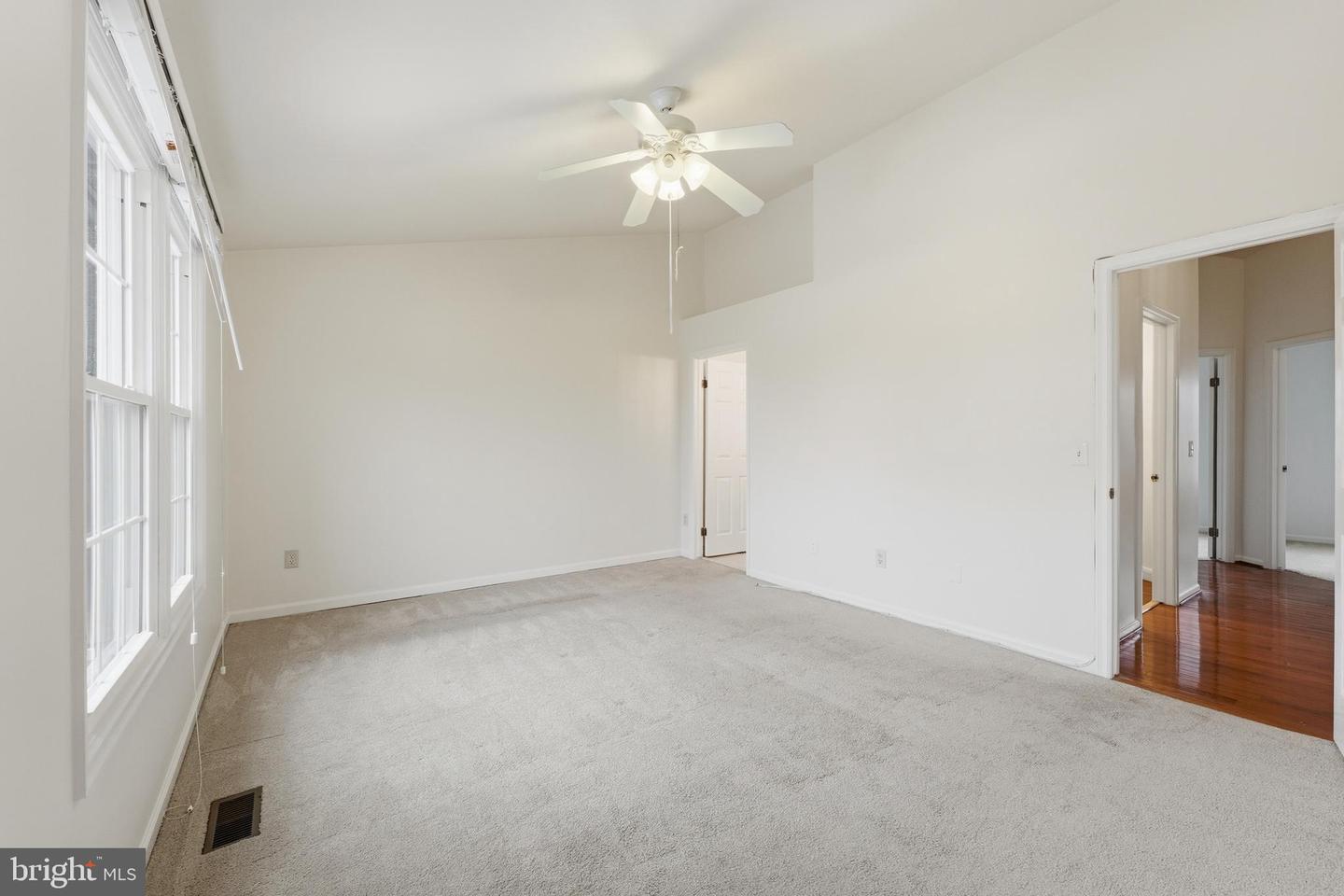 14315 UNIFORM DR, CENTREVILLE, Virginia 20121, 3 Bedrooms Bedrooms, 7 Rooms Rooms,3 BathroomsBathrooms,Residential,For sale,14315 UNIFORM DR,VAFX2291564 MLS # VAFX2291564