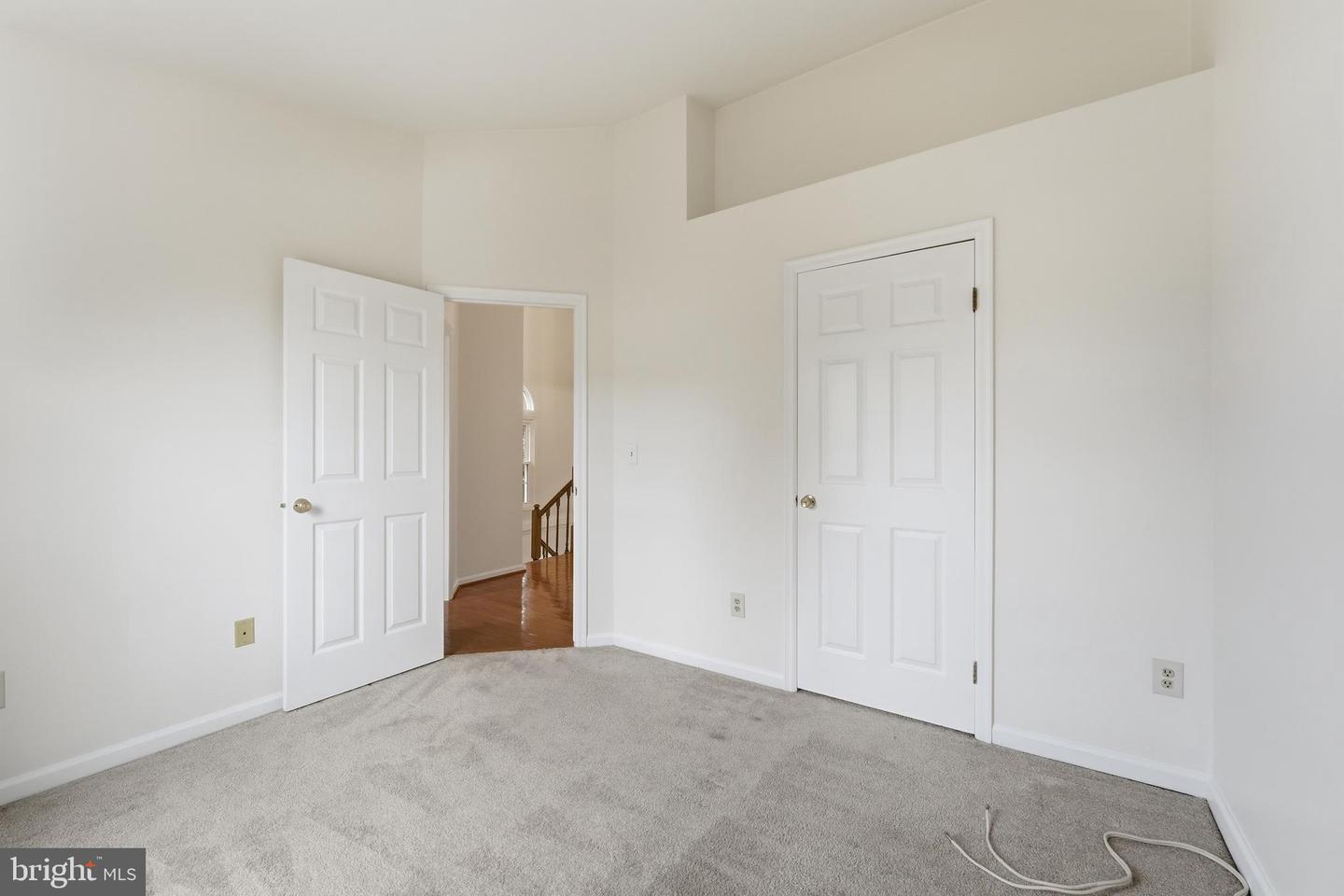 14315 UNIFORM DR, CENTREVILLE, Virginia 20121, 3 Bedrooms Bedrooms, 7 Rooms Rooms,3 BathroomsBathrooms,Residential,For sale,14315 UNIFORM DR,VAFX2291564 MLS # VAFX2291564