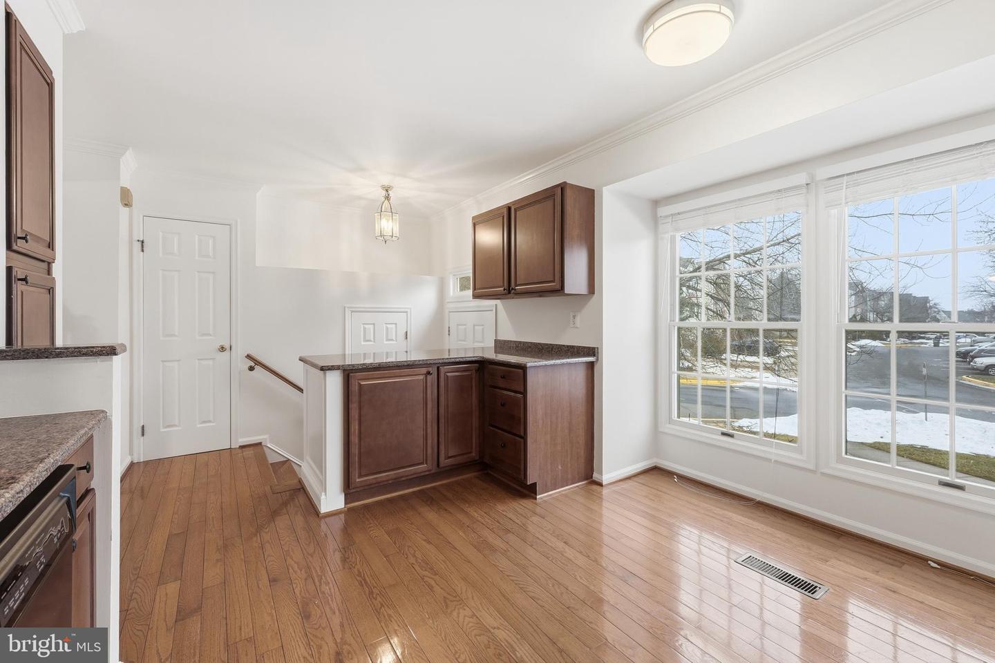 14315 UNIFORM DR, CENTREVILLE, Virginia 20121, 3 Bedrooms Bedrooms, 7 Rooms Rooms,3 BathroomsBathrooms,Residential,For sale,14315 UNIFORM DR,VAFX2291564 MLS # VAFX2291564