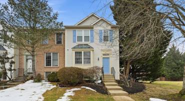 14315 UNIFORM DR, CENTREVILLE, Virginia 20121, 3 Bedrooms Bedrooms, 7 Rooms Rooms,3 BathroomsBathrooms,Residential,For sale,14315 UNIFORM DR,VAFX2291564 MLS # VAFX2291564
