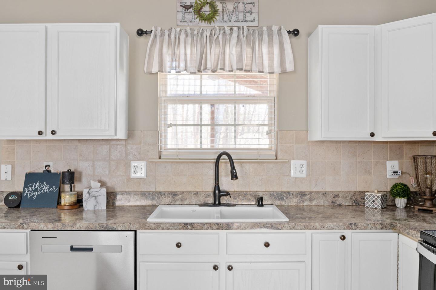 130 HILDA DR, STAFFORD, Virginia 22556, 3 Bedrooms Bedrooms, ,2 BathroomsBathrooms,Residential,For sale,130 HILDA DR,VAST2046250 MLS # VAST2046250