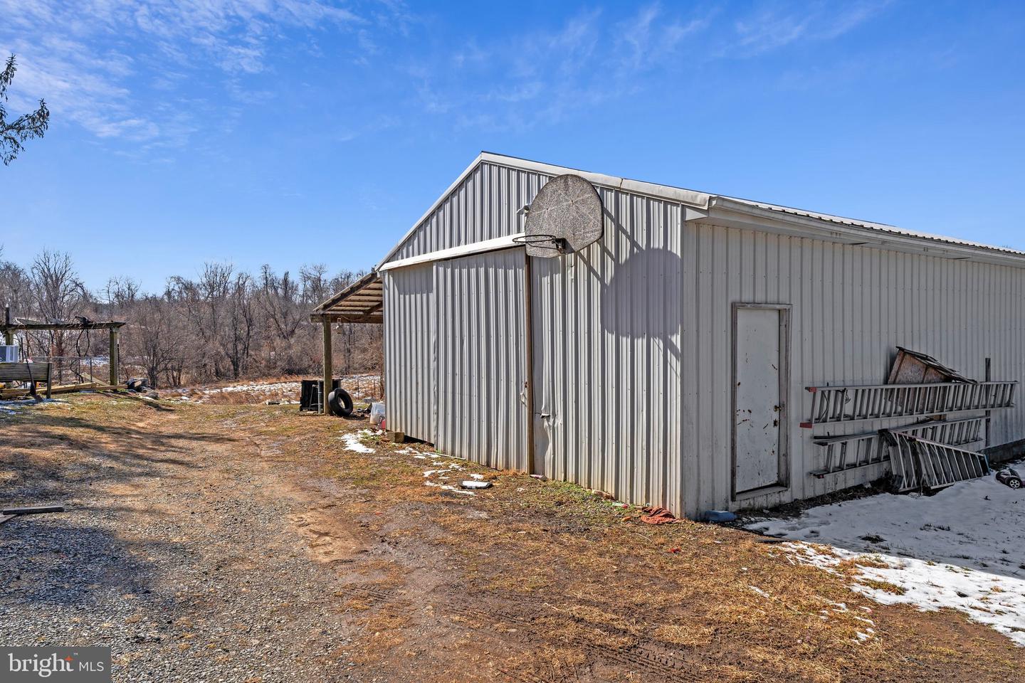 14757 BEAMERTOWN RD, HILLSBORO, Virginia 20132, 4 Bedrooms Bedrooms, ,3 BathroomsBathrooms,Residential,For sale,14757 BEAMERTOWN RD,VALO2116174 MLS # VALO2116174