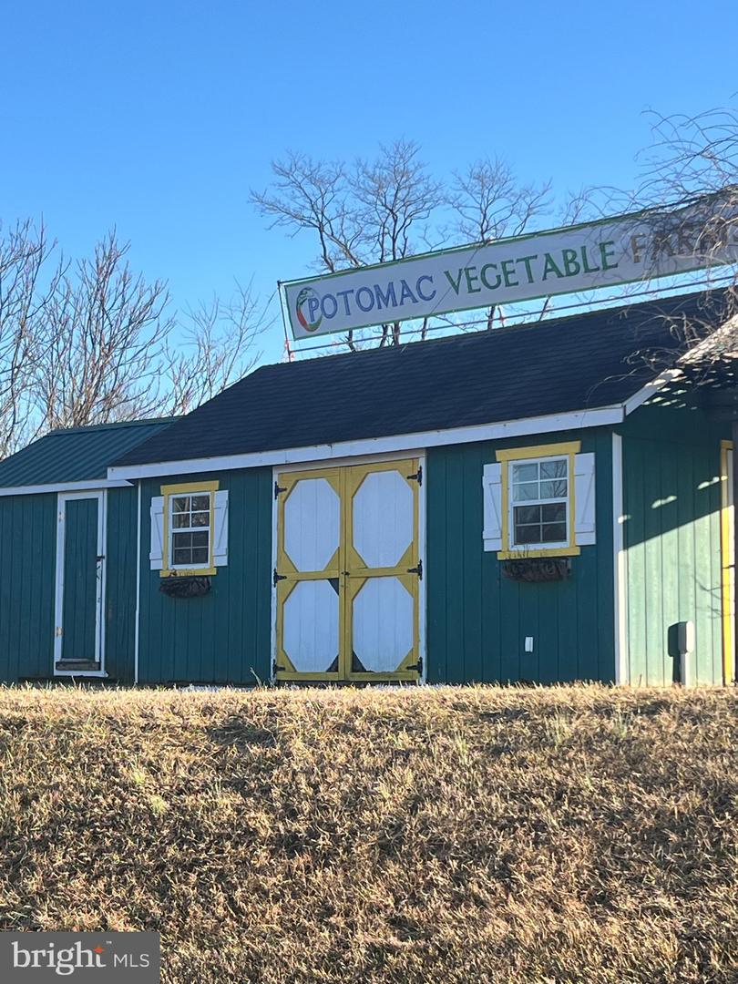 14757 BEAMERTOWN RD, HILLSBORO, Virginia 20132, 4 Bedrooms Bedrooms, ,2 BathroomsBathrooms,Residential,For sale,14757 BEAMERTOWN RD,VALO2116174 MLS # VALO2116174