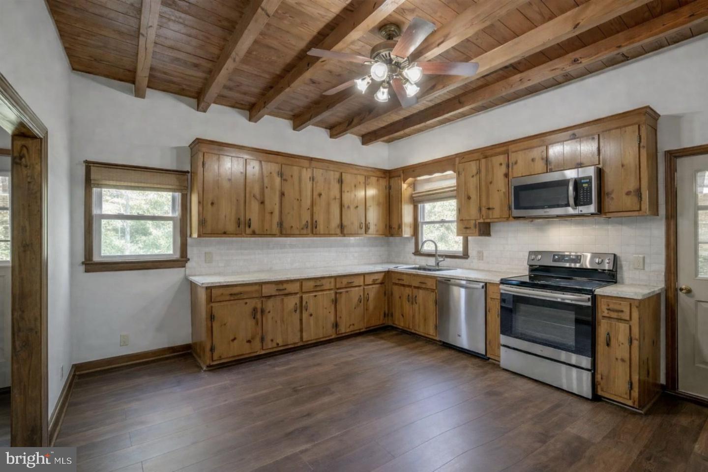 5708 LAKEVIEW RD, QUINTON, Virginia 23141, 3 Bedrooms Bedrooms, 5 Rooms Rooms,1 BathroomBathrooms,Residential,For sale,5708 LAKEVIEW RD,VANK2000138 MLS # VANK2000138 5708 LAKEVIEW RD, QUINTON, Virginia 23141, 3 Bedrooms Bedrooms, 5 Rooms Rooms,1 BathroomBathrooms,Residential,For sale,5708 LAKEVIEW RD,VANK2000138 MLS # VANK2000138