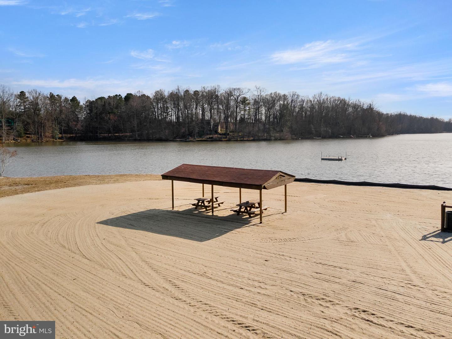 5708 LAKEVIEW RD, QUINTON, Virginia 23141, 3 Bedrooms Bedrooms, 5 Rooms Rooms,1 BathroomBathrooms,Residential,For sale,5708 LAKEVIEW RD,VANK2000138 MLS # VANK2000138