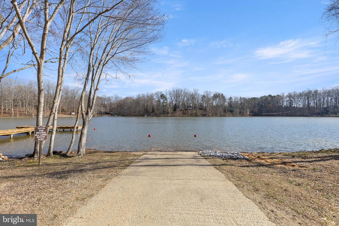 5708 LAKEVIEW RD, QUINTON, Virginia 23141, 3 Bedrooms Bedrooms, 5 Rooms Rooms,1 BathroomBathrooms,Residential,For sale,5708 LAKEVIEW RD,VANK2000138 MLS # VANK2000138