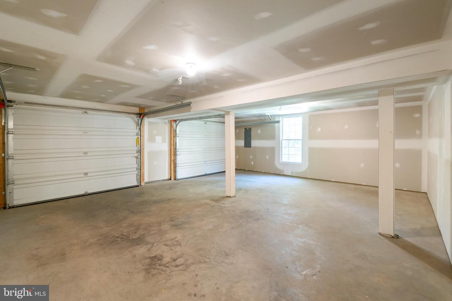 887 HICKORY CREEK RD, LOUISA, Virginia 23093, 3 Bedrooms Bedrooms, ,3 BathroomsBathrooms,Residential,For sale,887 HICKORY CREEK RD,VALA2009302 MLS # VALA2009302