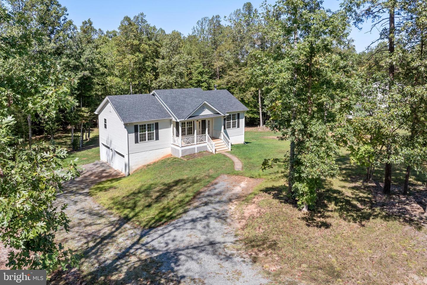 887 HICKORY CREEK RD, LOUISA, Virginia 23093, 3 Bedrooms Bedrooms, ,3 BathroomsBathrooms,Residential,For sale,887 HICKORY CREEK RD,VALA2009302 MLS # VALA2009302