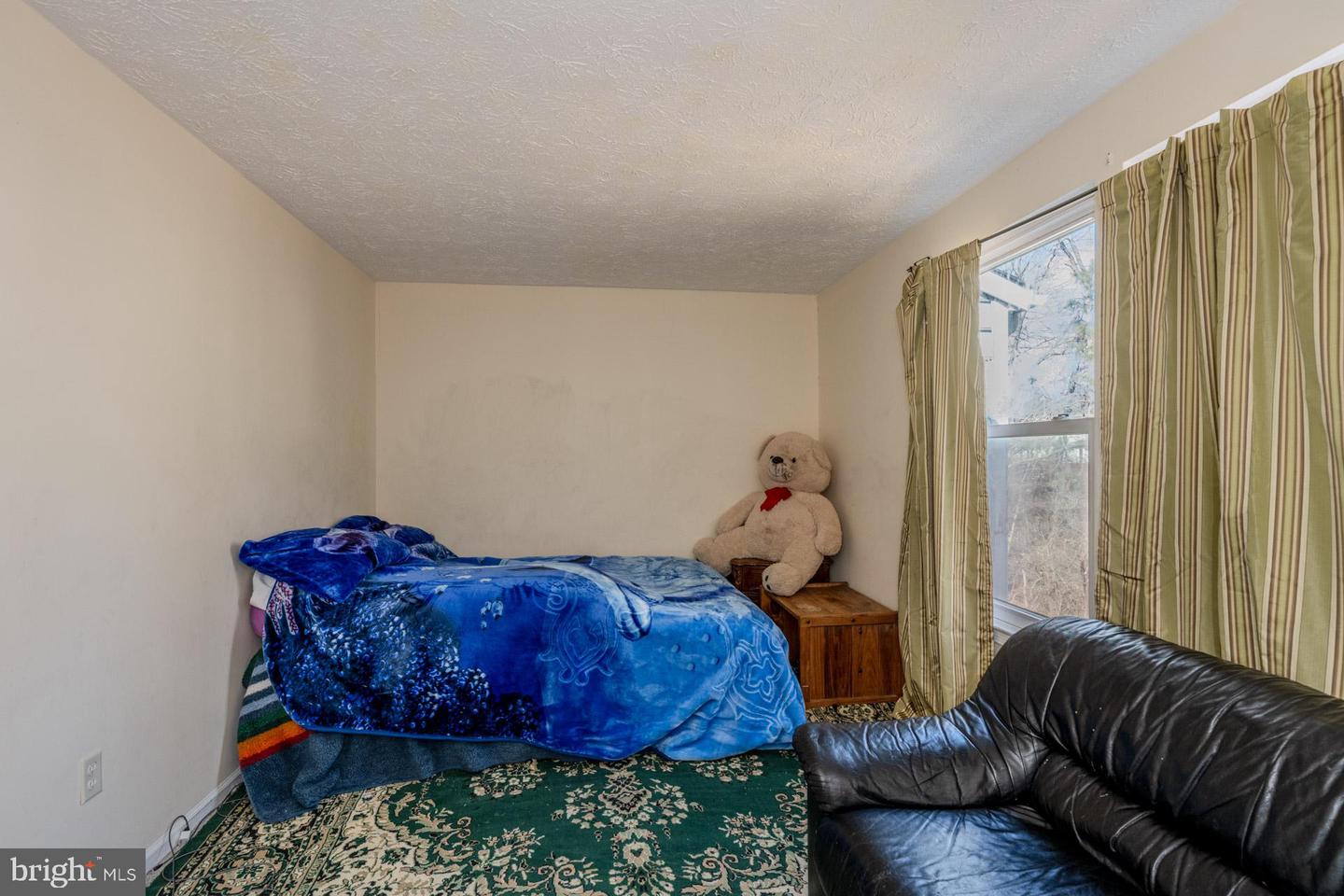 14636 OLDE KENT RD, CENTREVILLE, Virginia 20120, 3 Bedrooms Bedrooms, ,2 BathroomsBathrooms,Residential,For sale,14636 OLDE KENT RD,VAFX2291608 MLS # VAFX2291608