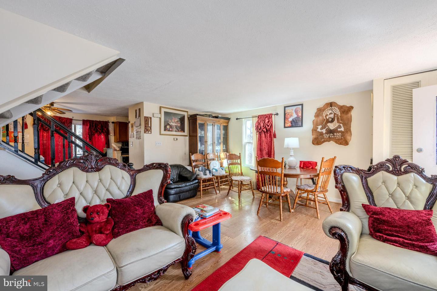 14636 OLDE KENT RD, CENTREVILLE, Virginia 20120, 3 Bedrooms Bedrooms, ,2 BathroomsBathrooms,Residential,For sale,14636 OLDE KENT RD,VAFX2291608 MLS # VAFX2291608