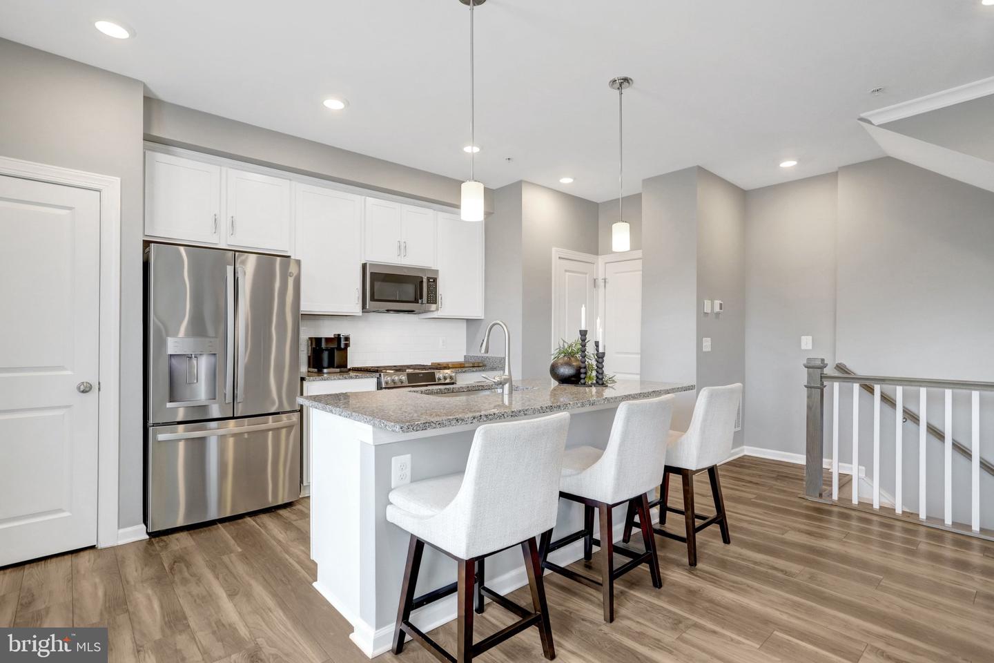 2386 STELLA PL #14, ALEXANDRIA, Virginia 22303, 3 Bedrooms Bedrooms, 12 Rooms Rooms,2 BathroomsBathrooms,Residential,For sale,2386 STELLA PL #14,VAFX2291620 MLS # VAFX2291620