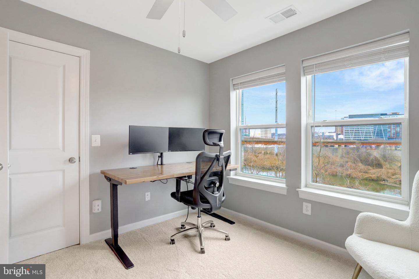 2386 STELLA PL #14, ALEXANDRIA, Virginia 22303, 3 Bedrooms Bedrooms, 12 Rooms Rooms,2 BathroomsBathrooms,Residential,For sale,2386 STELLA PL #14,VAFX2291620 MLS # VAFX2291620