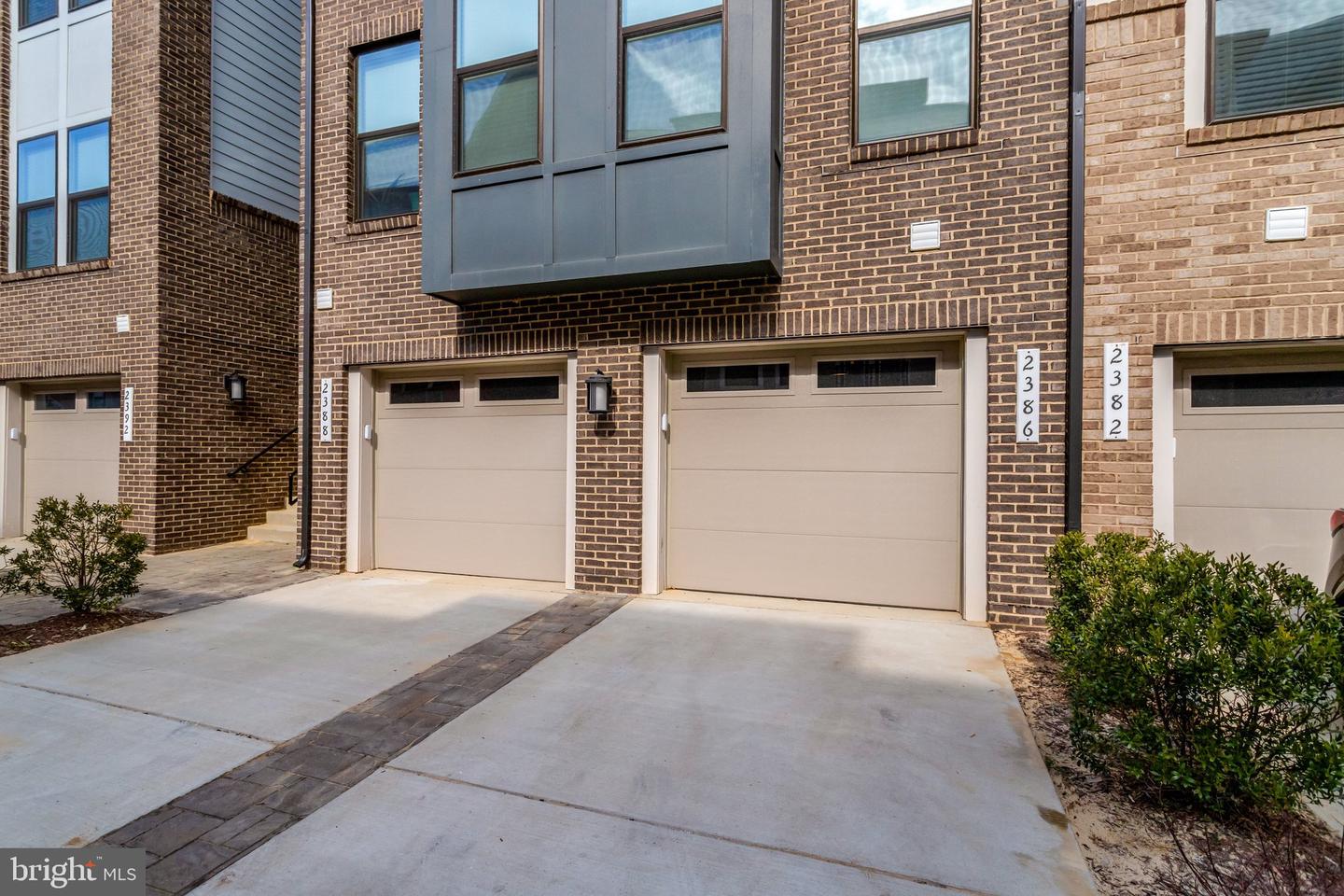 2386 STELLA PL #14, ALEXANDRIA, Virginia 22303, 3 Bedrooms Bedrooms, 12 Rooms Rooms,2 BathroomsBathrooms,Residential,For sale,2386 STELLA PL #14,VAFX2291620 MLS # VAFX2291620