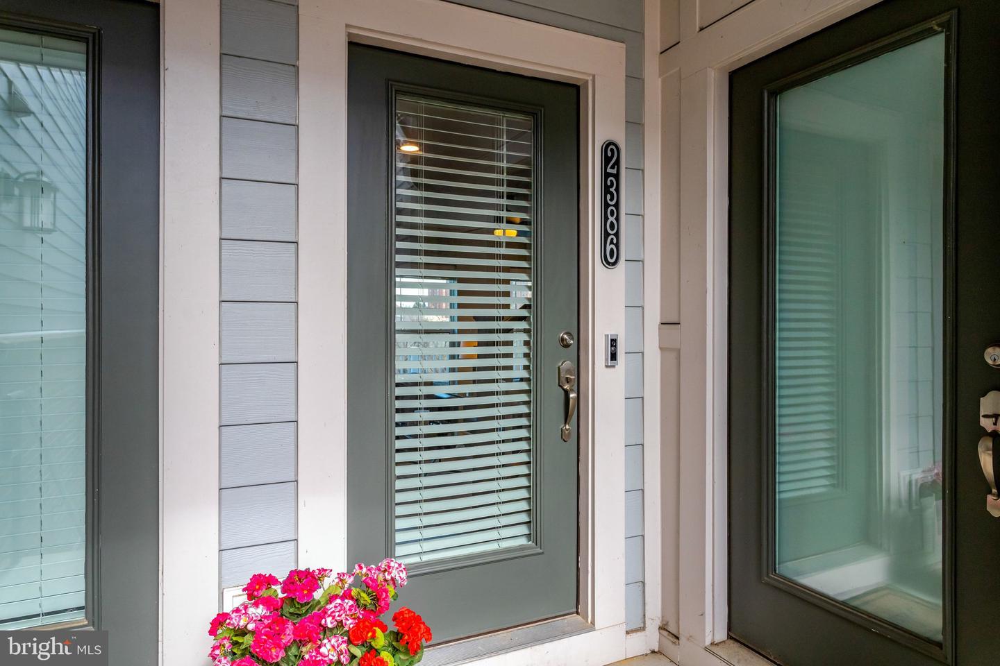 2386 STELLA PL #14, ALEXANDRIA, Virginia 22303, 3 Bedrooms Bedrooms, 12 Rooms Rooms,2 BathroomsBathrooms,Residential,For sale,2386 STELLA PL #14,VAFX2291620 MLS # VAFX2291620