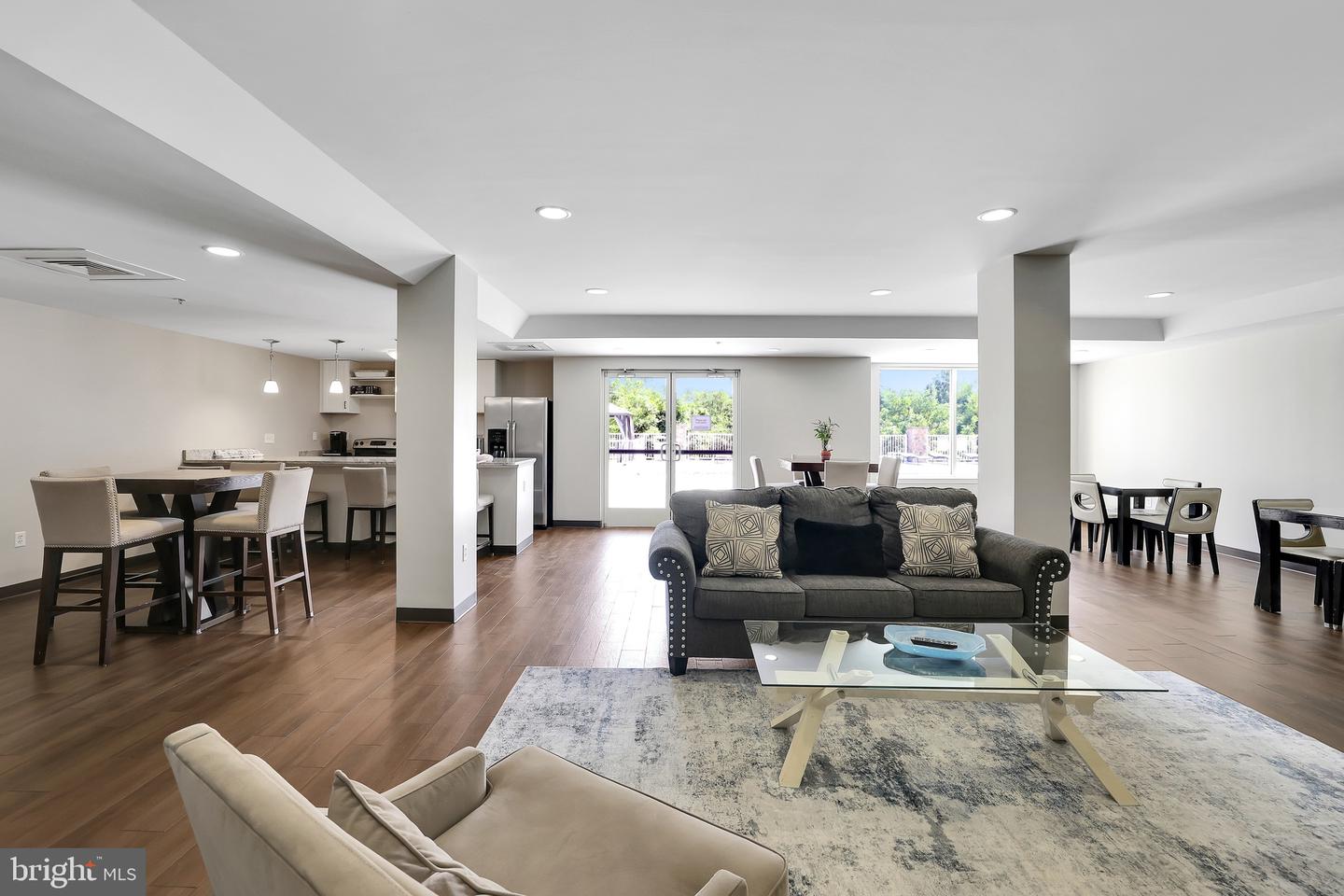 6301 EDSALL RD #104, ALEXANDRIA, Virginia 22312, 1 Bedroom Bedrooms, 2 Rooms Rooms,1 BathroomBathrooms,Residential,For sale,6301 EDSALL RD #104,VAFX2291630 MLS # VAFX2291630