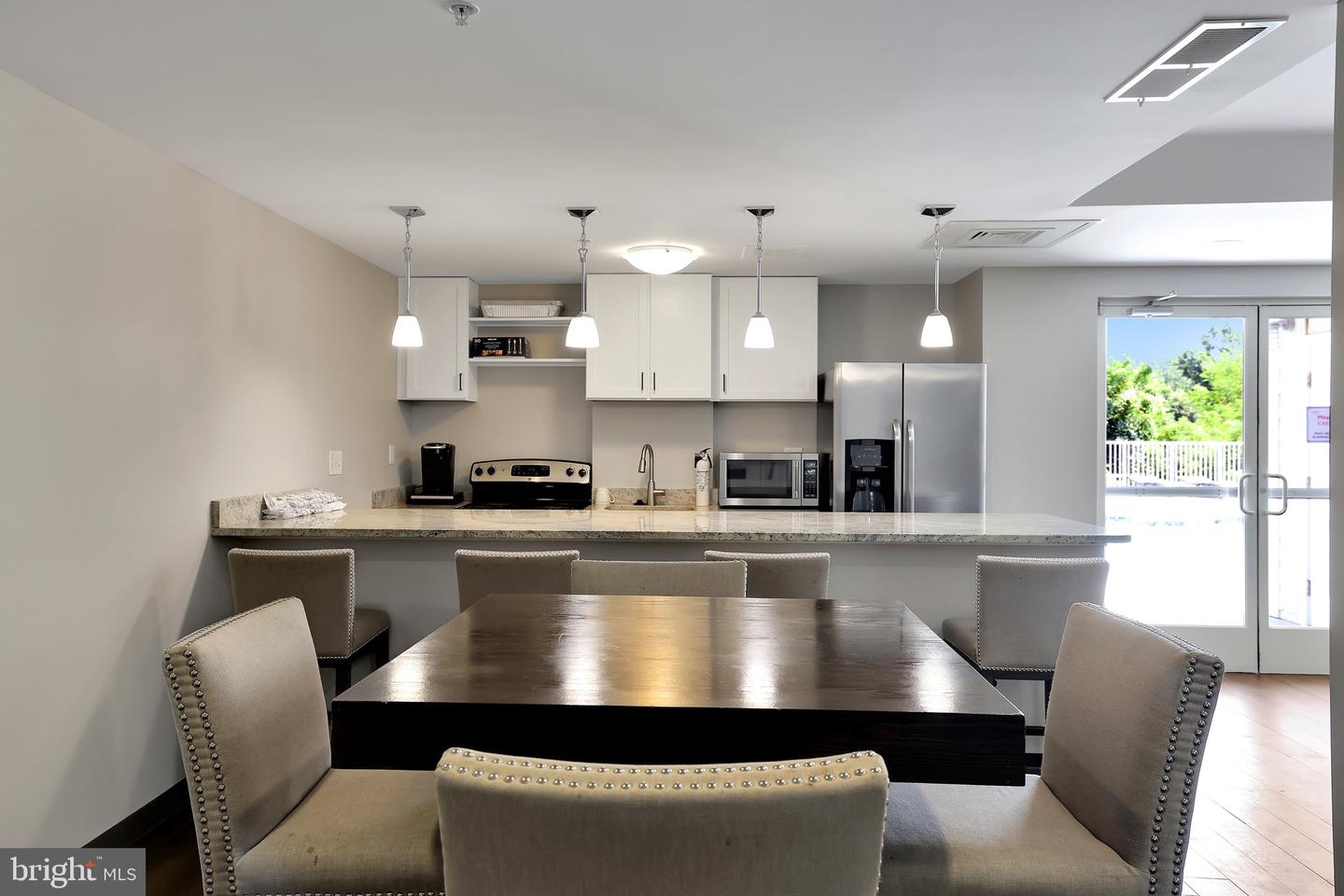 6301 EDSALL RD #104, ALEXANDRIA, Virginia 22312, 1 Bedroom Bedrooms, 2 Rooms Rooms,1 BathroomBathrooms,Residential,For sale,6301 EDSALL RD #104,VAFX2291630 MLS # VAFX2291630