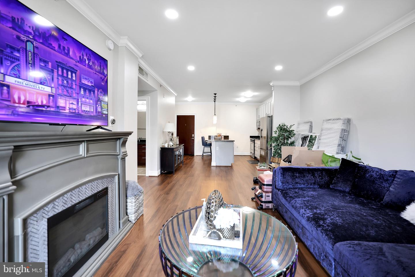 6301 EDSALL RD #104, ALEXANDRIA, Virginia 22312, 1 Bedroom Bedrooms, 2 Rooms Rooms,1 BathroomBathrooms,Residential,For sale,6301 EDSALL RD #104,VAFX2291630 MLS # VAFX2291630