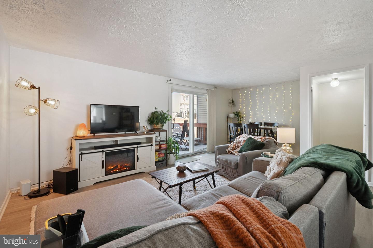 15057 MILL SPRING DR, DUMFRIES, Virginia 22025, 3 Bedrooms Bedrooms, ,2 BathroomsBathrooms,Residential,For sale,15057 MILL SPRING DR,VAPW2112734 MLS # VAPW2112734