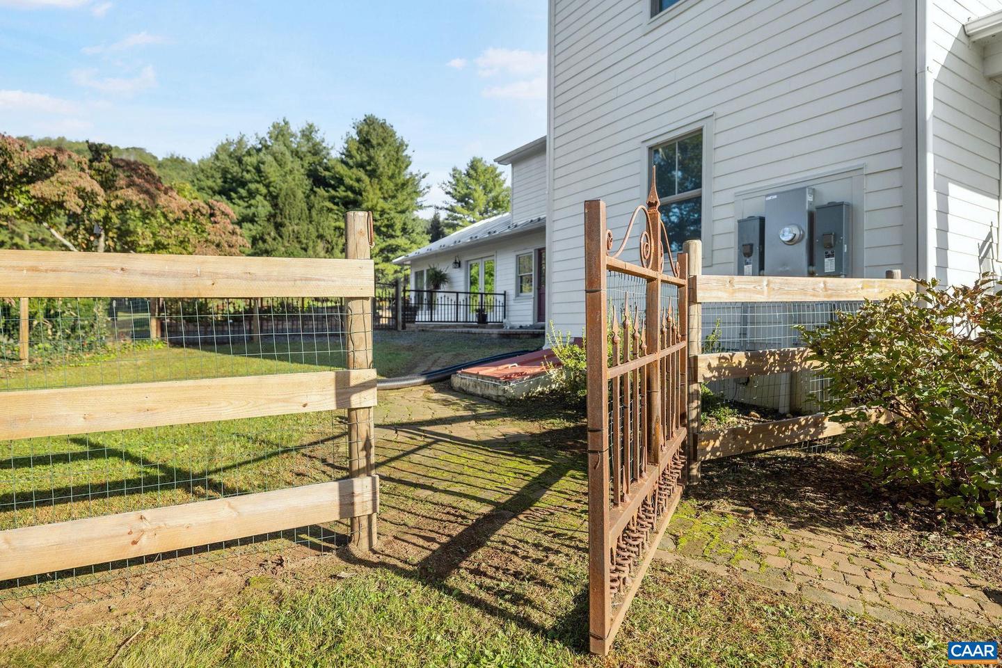 2402 ROCK BRANCH LN, NORTH GARDEN, Virginia 22959, 4 Bedrooms Bedrooms, ,2 BathroomsBathrooms,Residential,For sale,2402 ROCK BRANCH LN,673395 MLS # 673395