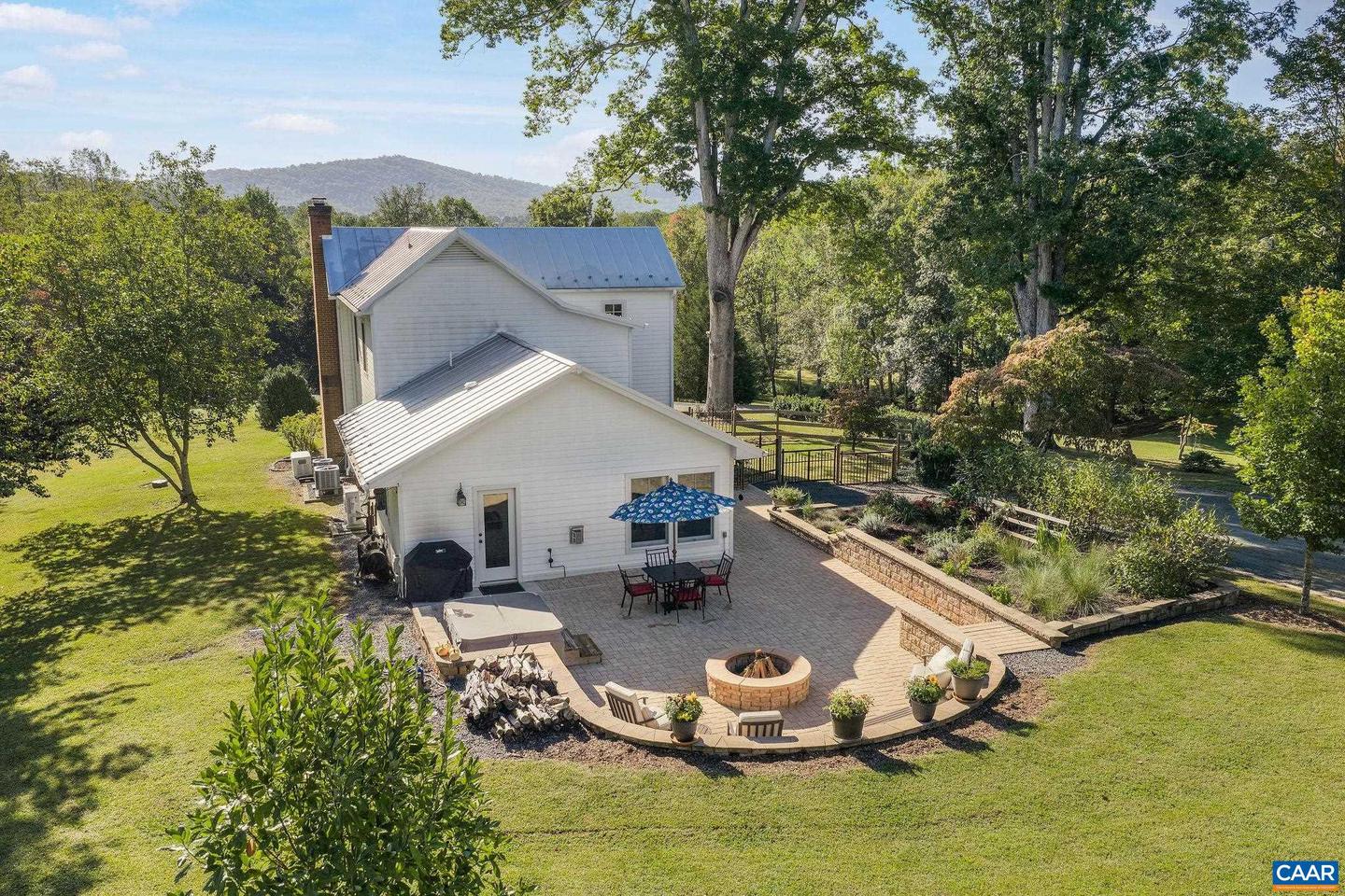 2402 ROCK BRANCH LN, NORTH GARDEN, Virginia 22959, 4 Bedrooms Bedrooms, ,2 BathroomsBathrooms,Residential,For sale,2402 ROCK BRANCH LN,673395 MLS # 673395