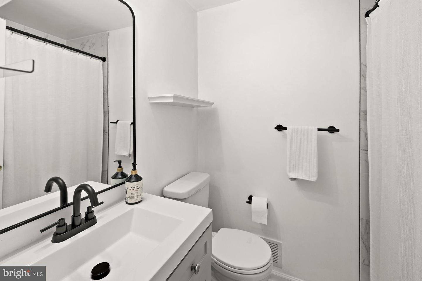 1417 DEERFIELD LN, WOODBRIDGE, Virginia 22191, 3 Bedrooms Bedrooms, ,2 BathroomsBathrooms,Residential,For sale,1417 DEERFIELD LN,VAPW2112768 MLS # VAPW2112768