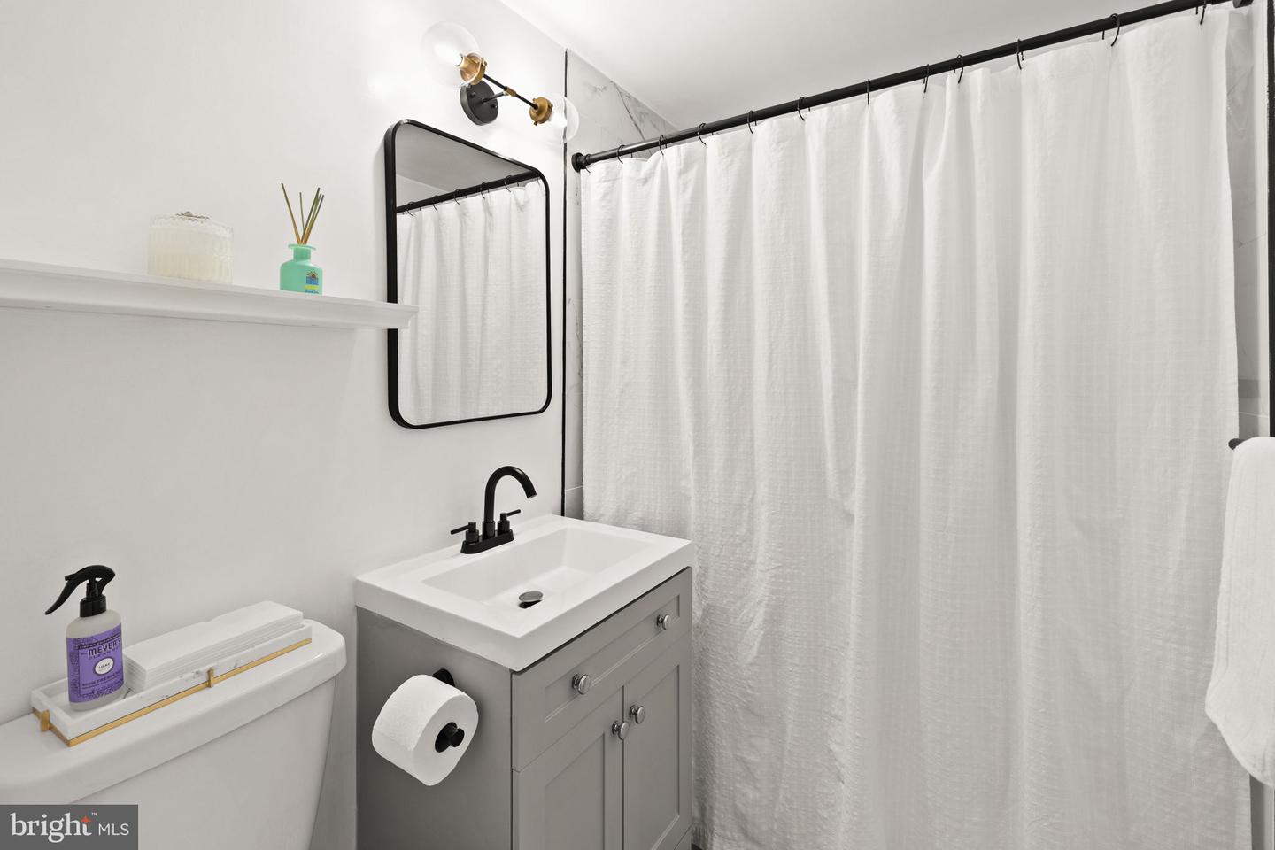 1417 DEERFIELD LN, WOODBRIDGE, Virginia 22191, 3 Bedrooms Bedrooms, ,2 BathroomsBathrooms,Residential,For sale,1417 DEERFIELD LN,VAPW2112768 MLS # VAPW2112768